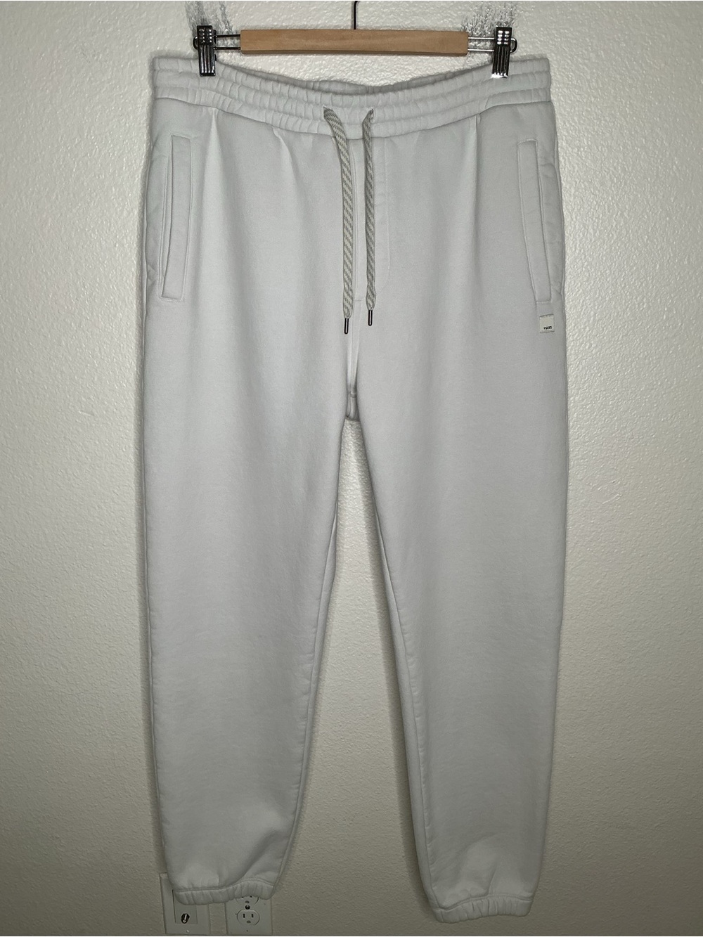 Vuori Seaside Sweatpant white large